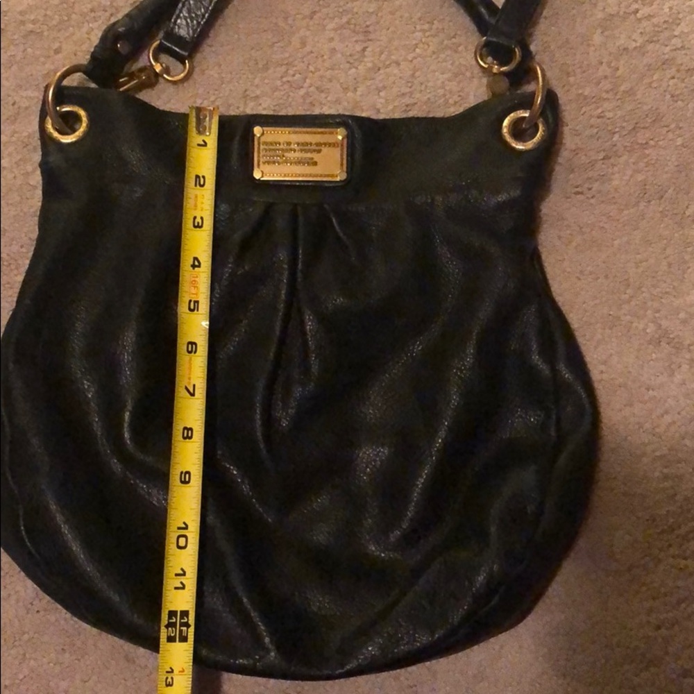 Classic Q Hillier Hobo in Black - Picture 5 of 8
